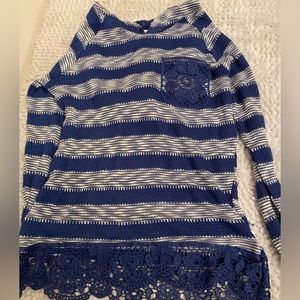 Mudd sweater